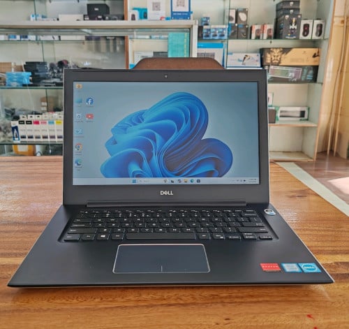 Dell​ Vostro 5471(មួយទឹក97%)  ធន់ ថ្មកាន់ ធានាជូន2ខែ ទំហំ 14” FHD Keyboard : Light