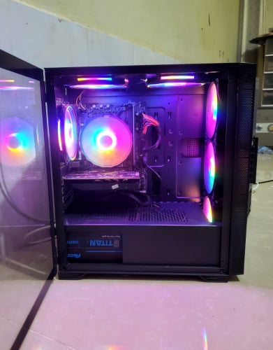 Core i5 ជំនាន់ 11 Ram Adata 16G M.2 Adata 512G