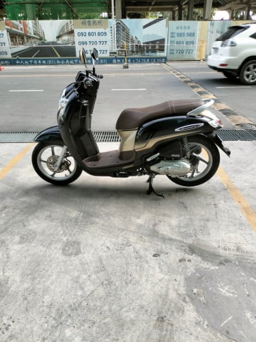 Honda scoopy 2021