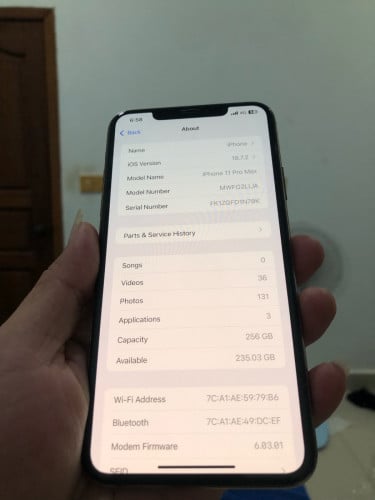 I phone 11pro max 256g សំណុំលក់300$