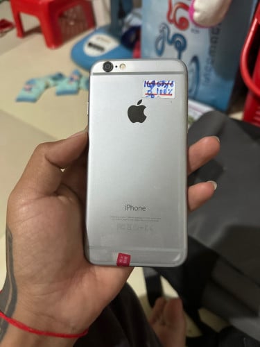 IPhone6 16g អត់ជាប់មានស្កេនថ្ម100%លក់ថោកៗ 10$មកមុនបានមុនសល់1និងទេអស់ហេីយ📥🙏