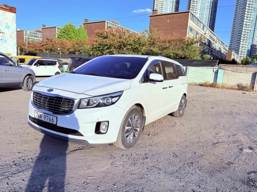 Kia Carnival 2015 Full Option 3ប៊ូតុង