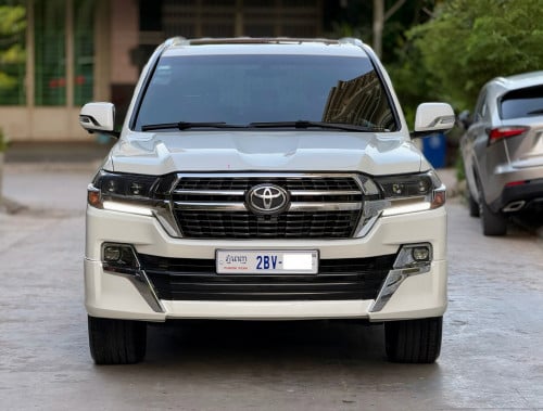 Landcriuser GXR V6 Arab 2010 Up 2021