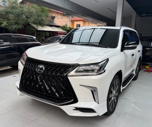 Lexus LX570 2017