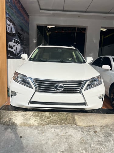 Lexus Rx 350 full option year 2013 ក្នុង លឿង ប៉ុងមួយ