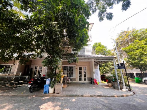 Link House for Sale | PH Boeung Snor, Phnom Penh