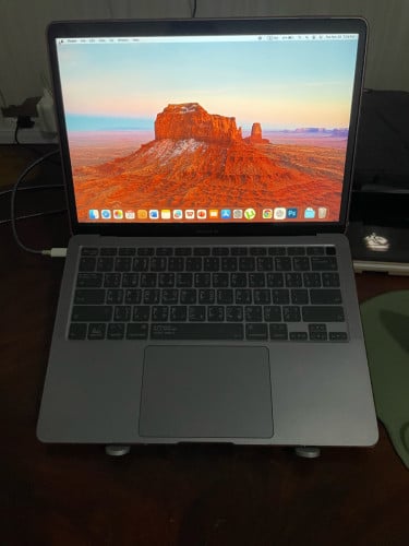 MacBook Air 2020 Core i3