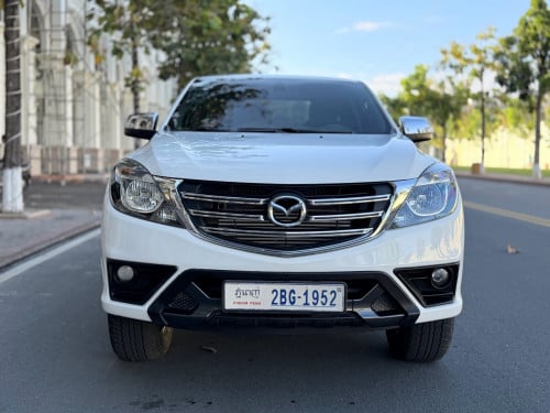 Mazda BT 50 ឆ្នាំ 2021 Thunder 2.2