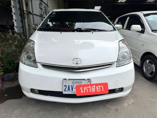 Prius 06 H/Full ស ក្នុង​លឿង​ $10800 ចរចា​
