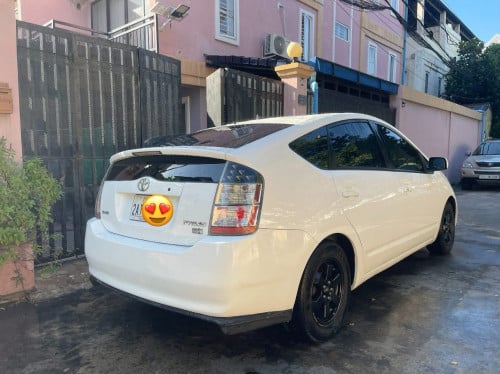 Prius 2005 Full Option