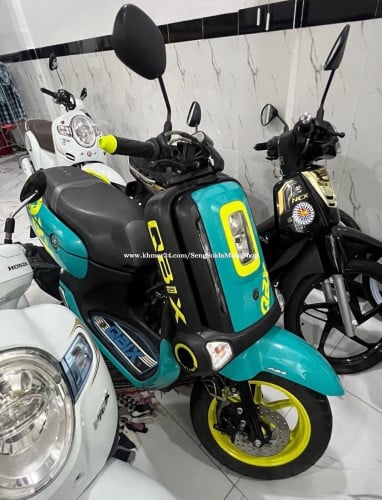 QBIX021 Smartkey ម៉ូតូស្អាតណាស់ម៉ាសុីនមុឺង មានលក់នៅហាង (សេង សុខឡា9999)