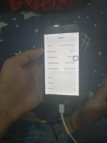 Se3 កម្លាំម៉ានសុីនស្មើរiPhone 13 សុំណំ zinដាក់simអត់ស្គាល់លេងបាន អត់មានការឆ្នូតទេ zin [លក់ក្រោម100$]