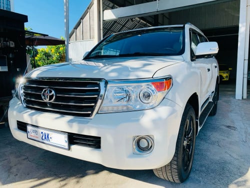 Land Cruiser 2015 ឡានស្អាត