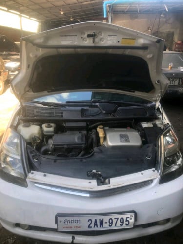 Toyota Prius 07 ពាក់កណ្ដាលហ្វូលសាងបានមេមេ