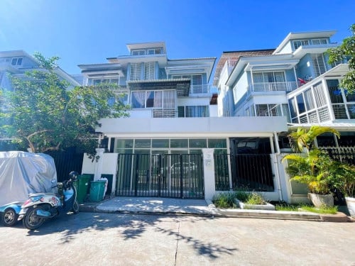 Twin Villa for Rent | PH Boeung Snor, Phnom Penh