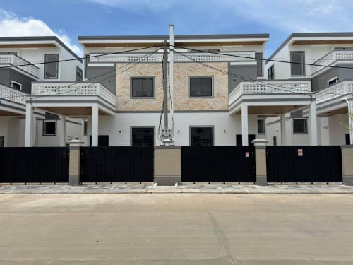 Villa for rent 2,000$