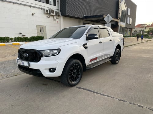 XLT FX4 ឆ្នាំ2022