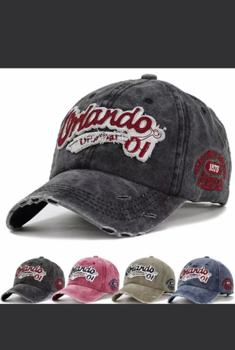 មួកស្អាតៗអាចដាក់កម៉ងបាន