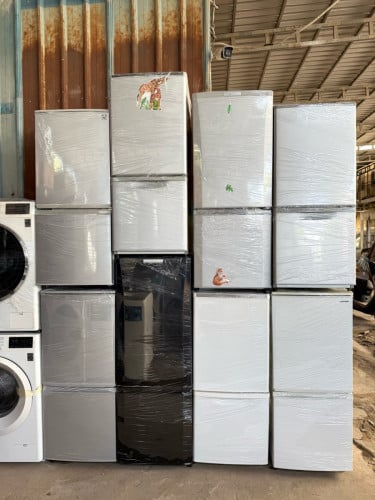 ទូទឹកកកជជុះជប៉ុនស្តុកថ្មី ស្អាតៗ ធានា៣ខែ