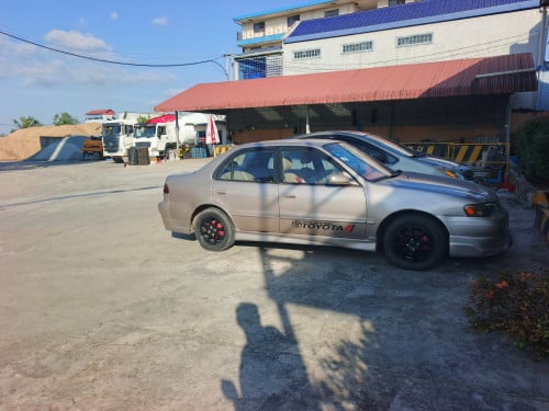 របស់លេងថ្មី