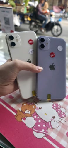 ទូរស័ព្ទលក់