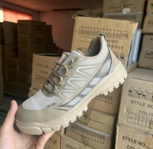 ស្បែកជើងក្បាលដែក