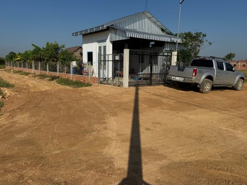 ដី​ឡូត៌​ រោងចក្រ​ ល្អ​សំរា​ប់​រស់​នៅ​ ធ្វើ​អាជីវកម្ម​ ឫ​ ផ្ទះ​ជួល​