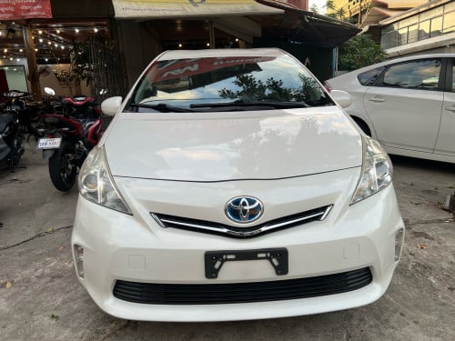 ឡានលក់ 013 ក្នុងលឿង