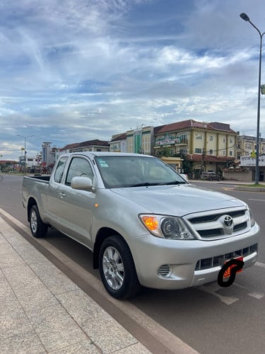 លក់ប្រញ៉ាប់ឡានស្អាត 07 ចង្កូតស្ដាំ ពន្ធពេញ ឡានអត់បុកប៉ះទេ