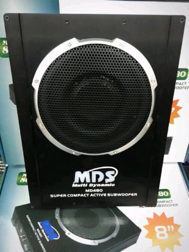 ស្តង់ដារអាមេរិក 120W 4 Om 8000Max