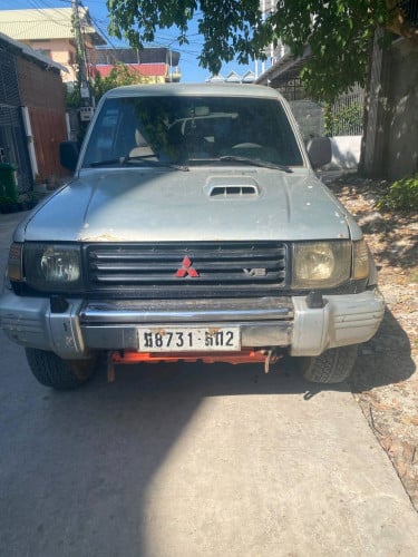 លក់បងបងចង់បានទាក់ទងបានបាទ3000$ចរចារបានតិចតួចចង់បានទាក់ទងបានបាទបង0782867670978005271