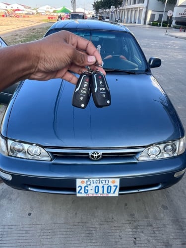 កូរ៉ូឡាឆ្នាំ94លក់ ពណ៍ខ្មៅ ឡានរៀបចំរួច ( ឯកសារម្ចាស់ដើម)……………………សោតេលេរួច ពន្ធផ្លូវ25រួច