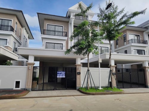 វីឡាភ្លោះ A សម្រាប់ជួល l Twin B Villa for rent borey penghuot Bsnor, Eco