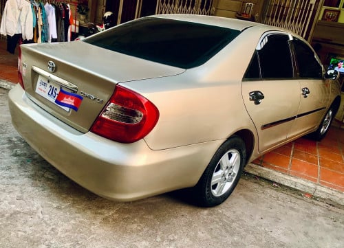 លក់Camry 03. LE ABS ប្រើផ្ទាល់ ផែនលំដាប់មេឡានកំរជួប តេឡេក្រាម ចរចាតម្លៃ 081 883 986