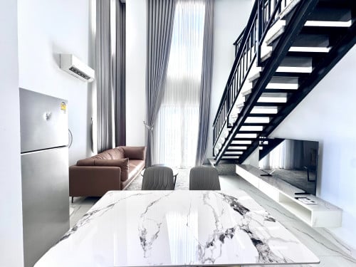 𝐅𝐨𝐫 𝐑𝐞𝐧𝐭: Duplex 2BR – Boeung Trobek, 7mn to Russian Market-BKK1