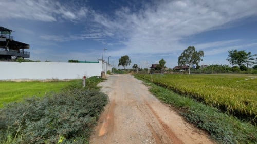 ដីលក់នៅក្រោយបុរីភ្នំពេញថ្មីElite Park 2