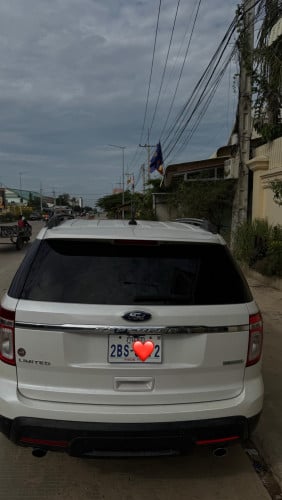 ចង់លក់ឡាន explorer year 2012