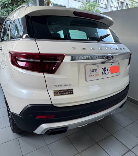 លក់ឡានជិះផ្ទាល់ខ្លួន Ford Territory 2021