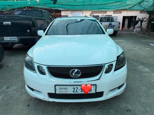 ឡានស្អាតលក់សាង gs.300.06ប៉ុង1 full ល្នុងលឿង 12200$ ឡានស្អាត