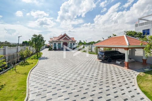 វីឡាសម្រាប់លក់-Holiday Home For Sale 📍