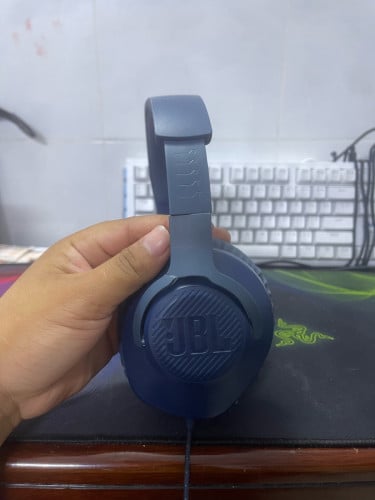 កាស JBL Zin