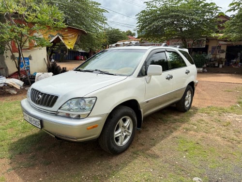 ឡានលក់ Lexus ឆ្នាំ03 P1 ធានាឡានស្អាត