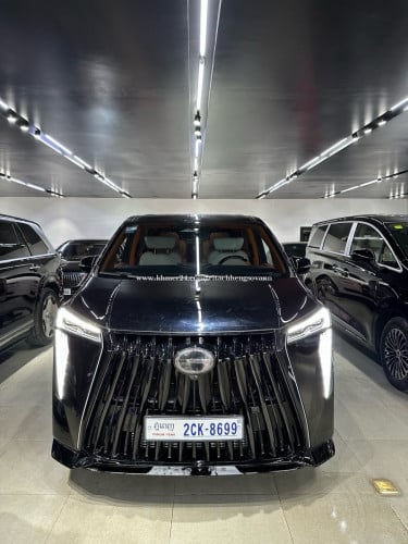 ឡានលក់ដូរសេរីតម្លៃពិសេសជូន options ពិសេសM8