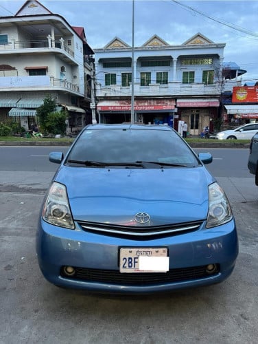Prius 2006 half full ដូរ Android ហេីយ 8,900$ ចរចារ ឡានអ្នកជិះ(បងបងគួកជេហាមកូរ)