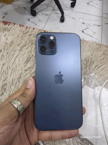 12Proតូច 128G សំណុំសុីន