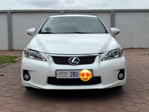 2012 LEXUS CT200H F-SPORT