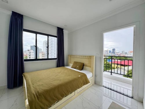 Apartment Near Russian Market