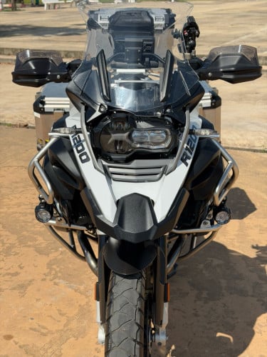 BMW GSA R1200 2018 ទម្លាក់ពីJapan មូលស្អាត អត់មានដួលបុកបះ ម៉ាសុីនធានាជូន មានធុង 3 ស្រាប់