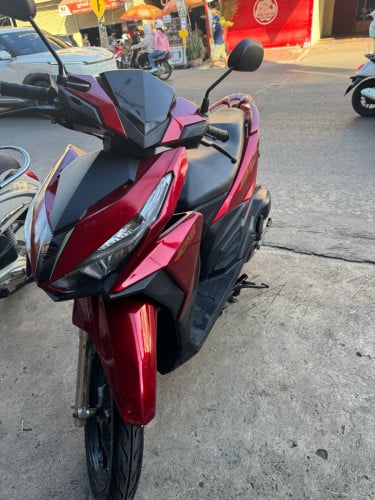 Click 2016សានុំ/មានកាត