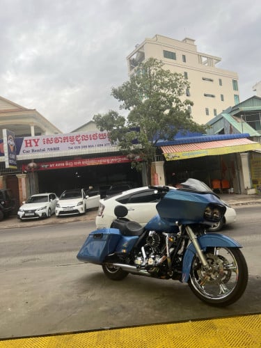 Harley division road glide លក់ប្រញ៉ាប់លុយ